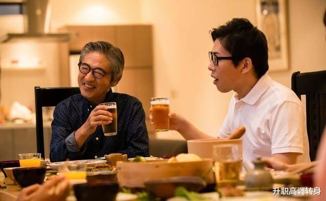 国企|退二线老领导酒后失言:牢记5个不成功的原因,用这4条潜规则翻身