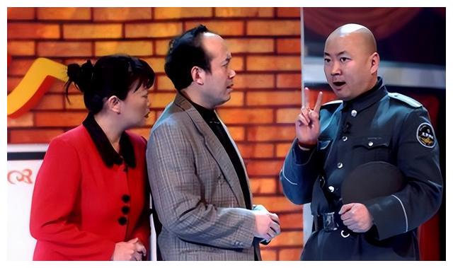 18年后再看袁茵，才知道她当年为何离开侯耀文，转身嫁给了戴志诚