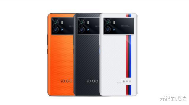 iqoo|从3999跌至3299，vivo旗舰降成二手价，120W闪充+骁龙8Gen1