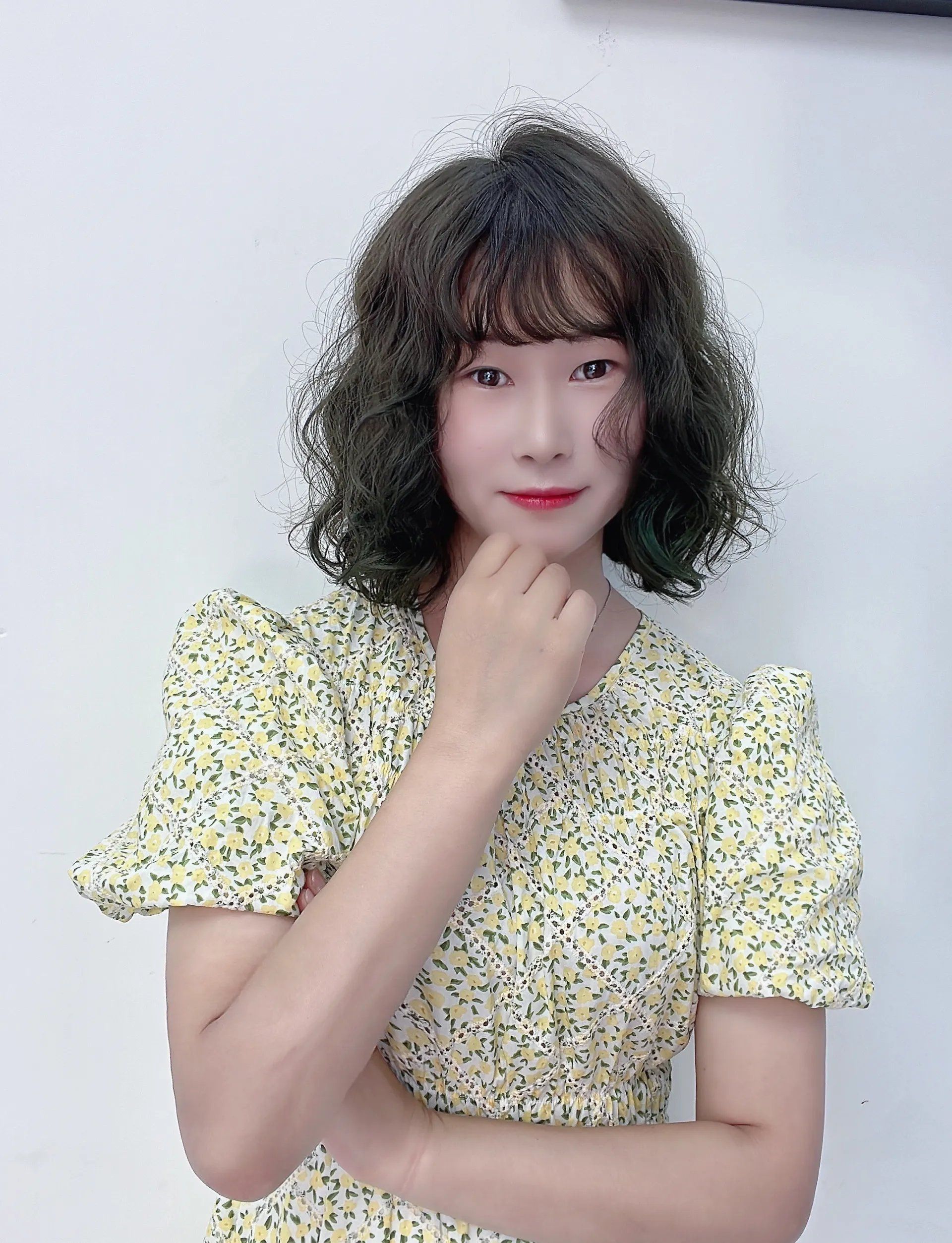 发型 最实用的3种发型，头发少个子不高脸还大姐妹，剪完乐开花