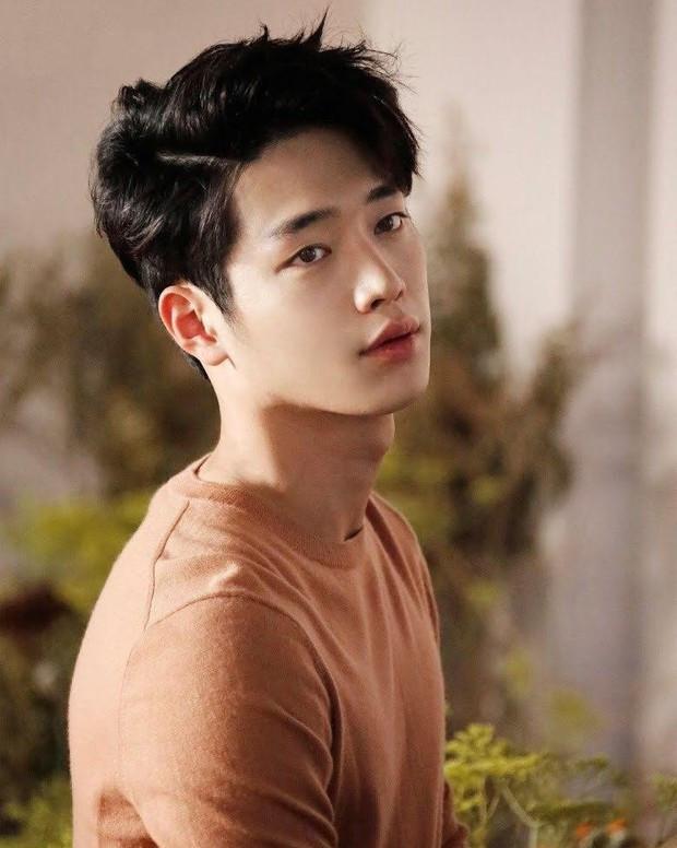 裴勇俊|韩国史上最帅地25位男演员：裴勇俊第23名，玄彬只输了一个人