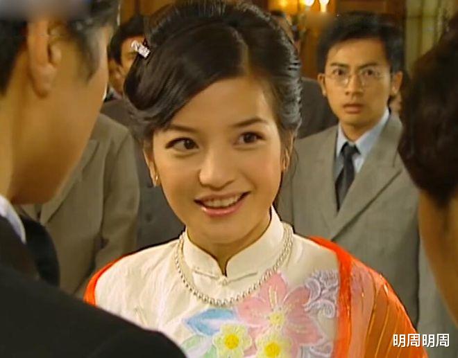 《情深深雨濛濛》20年了，以当今审美，10位女演员谁最好看？