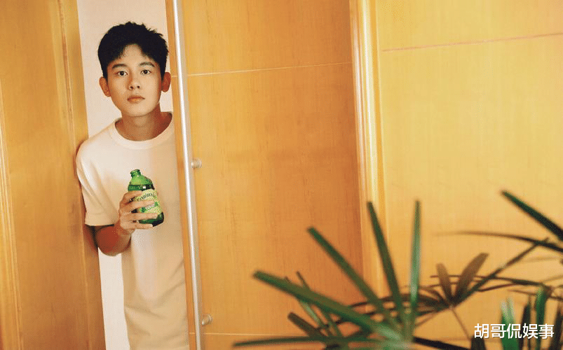 胡先煦|那个萌萌哒的男孩长大了,然而事业却不太顺,胡先煦该怎么办?