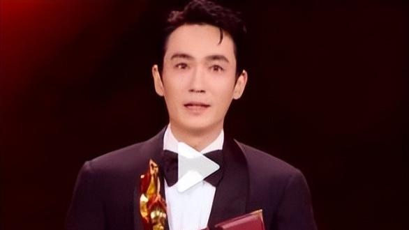 朱一龙|金鸡奖易烊千玺又陪跑，三次提名颗粒无收，朱一龙获奖偷偷抹眼泪