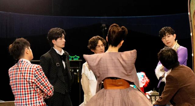 邓伦|《明星大侦探》被邓伦坑惨，紧急调整内容，恐怖案件恐无缘上线！