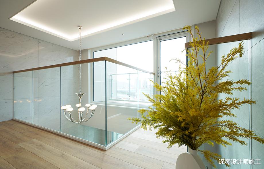 158㎡顶层复式，客厅不要电视做开放式收纳柜，看着一点也不突兀