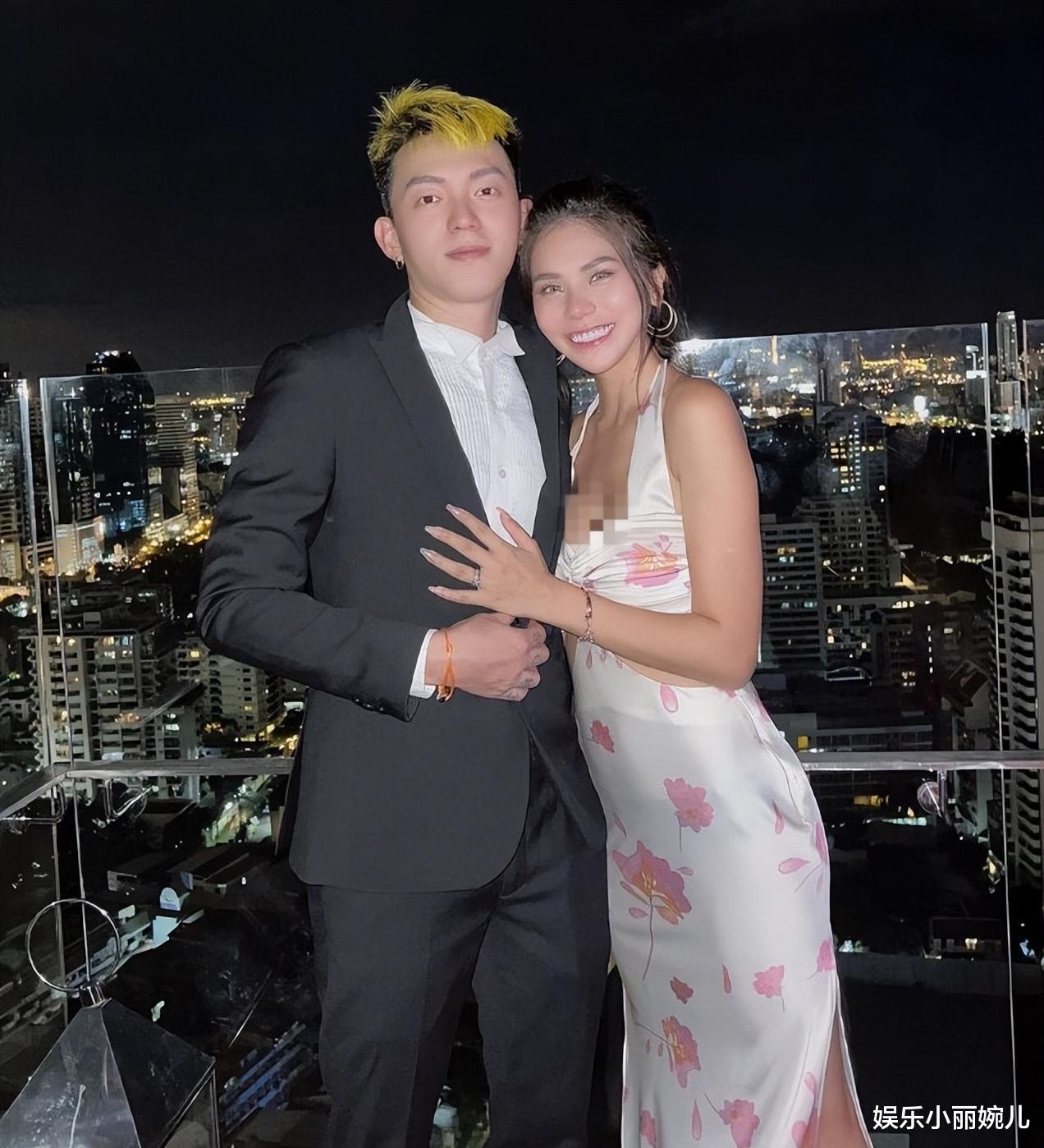 求婚|蕾菈惊喜宣布“被求婚” 激吻秀钻戒直呼:终于等到了