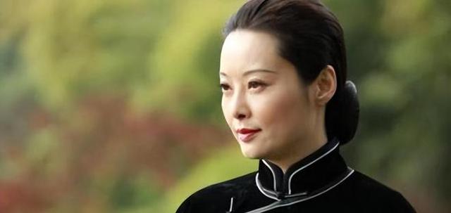 袁立|有次制片人要求袁立晚上陪村长吃饭,如果不去,片酬一分都别想要