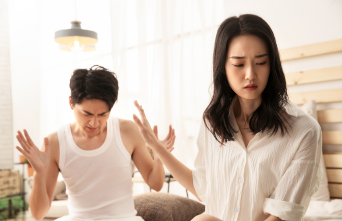 树先生聊情感 “红杏出墙”的女人，多数提前会有“征兆”，男人要注意观察