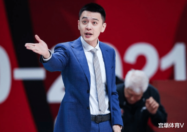 曼联|5分2篮板！辽宁男篮新星让人失望 2米08中锋被杨鸣放弃