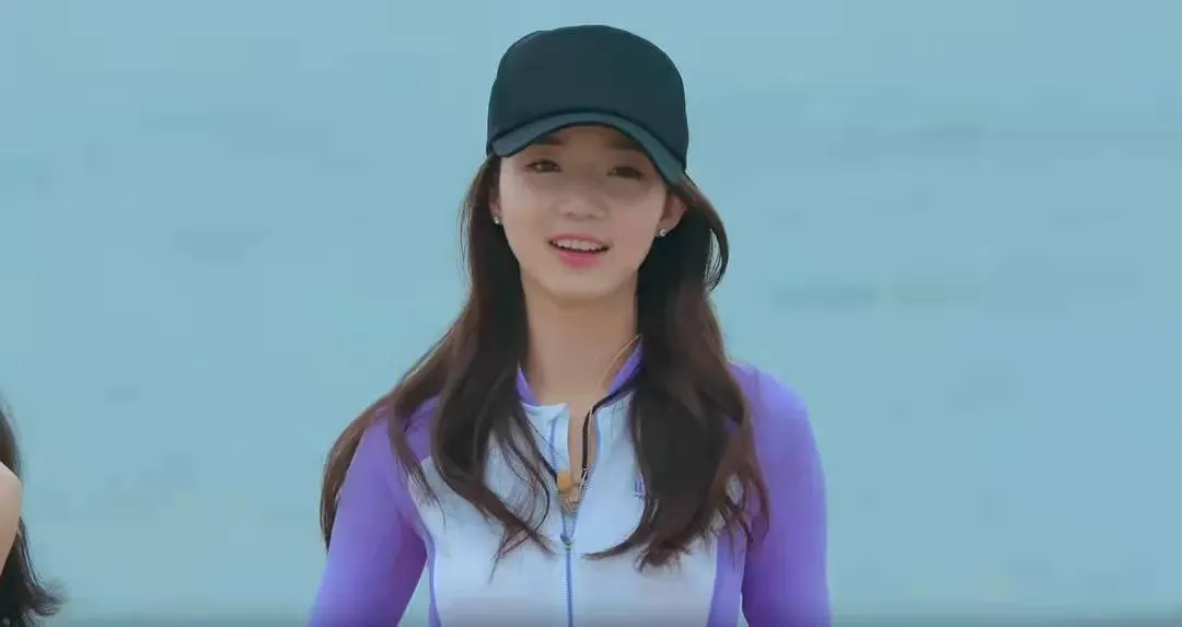 李靓蕾|21年最“欲”综艺节目,超级热播,《单身即地狱》