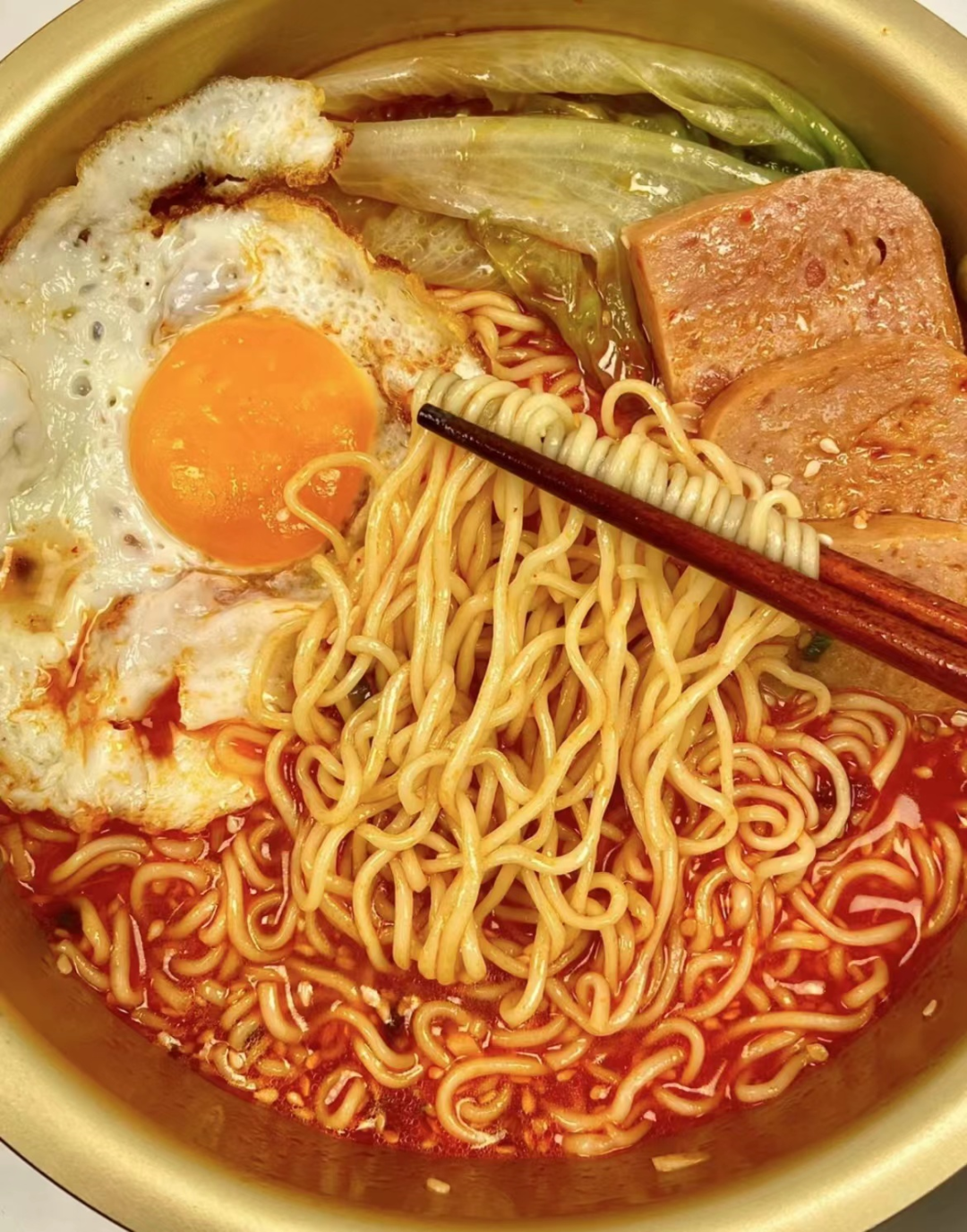 生活中看似无用的“蠢设计”，实则暗藏玄机！网友：我不该嫌弃它