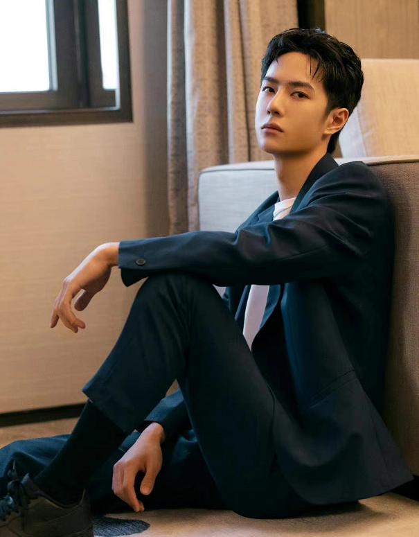 王一博|新剧还未杀青大瓜就匆匆赶来，关于王一博的遐想还真多