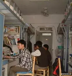 时尚发型 有些学生上大学才懂：家庭条件带来的差距，比想象中的大。怎么看？