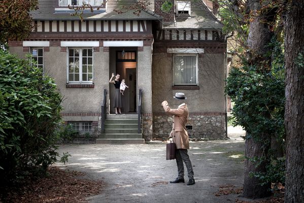 法国摄影师拍摄的照片 隐形人的世界 很是神奇