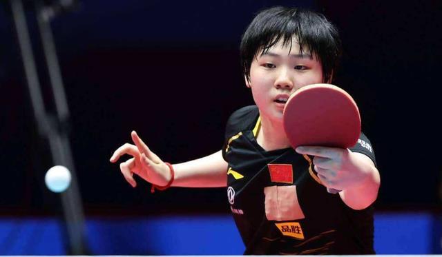 刘国梁|蒯曼3-0夺开门红，赛后一番话4次感动刘国梁，国乒未来领袖崛起