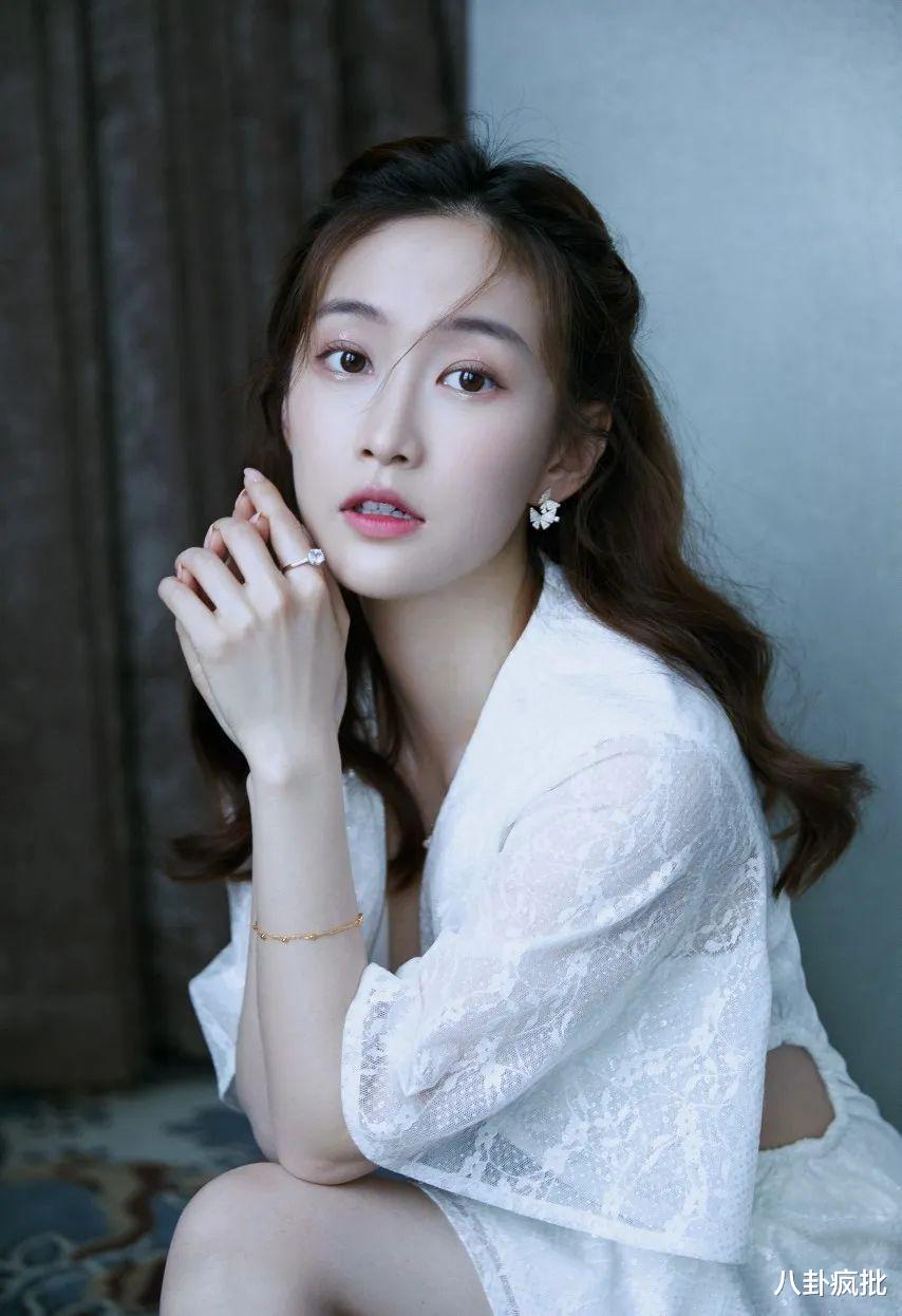 刘美含|十八线小演员,宝藏女孩刘美含