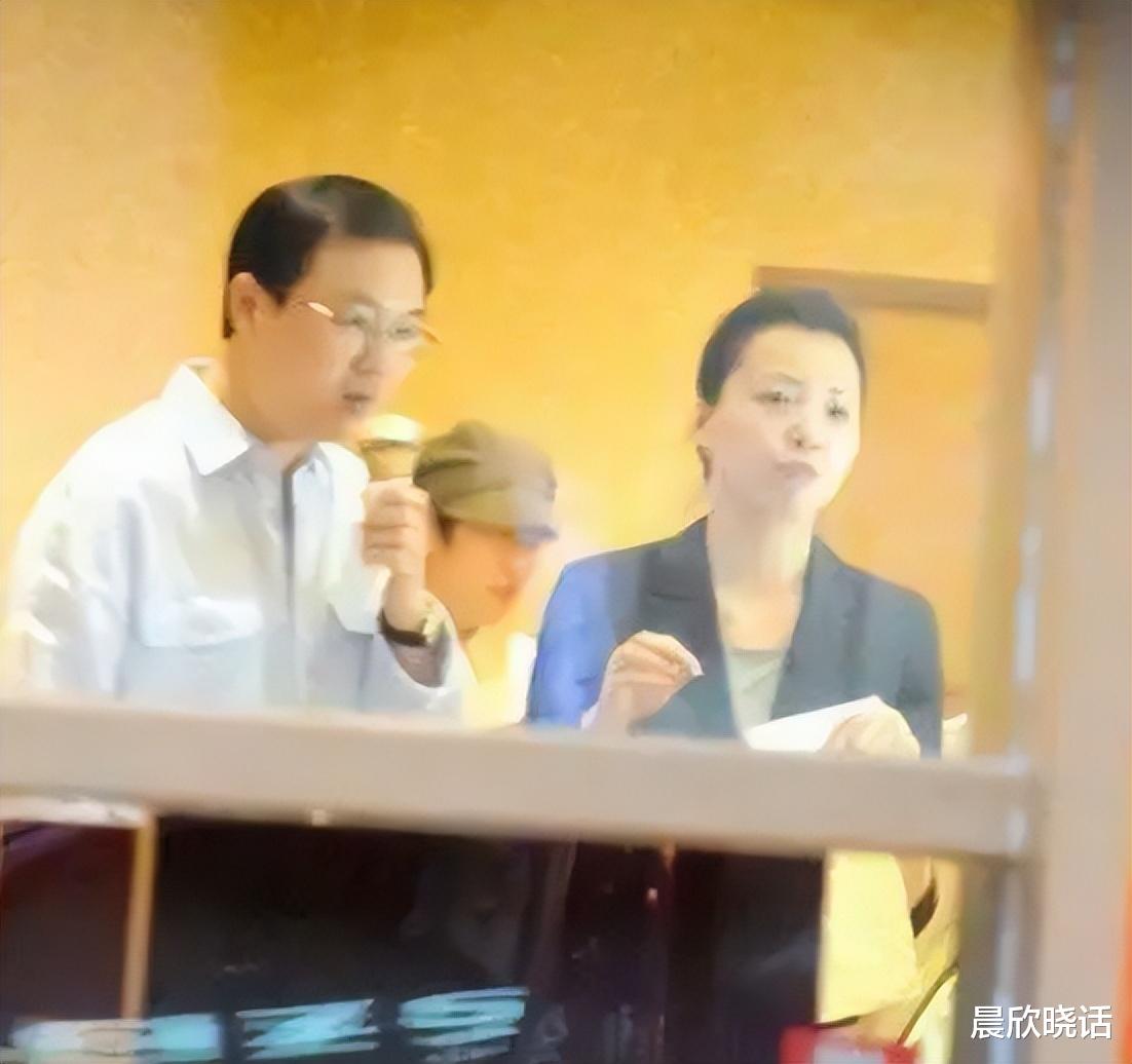 董卿|董卿父亲董善祥：女儿事业有成，女婿是商界精英，今成为泡影