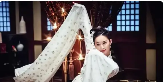 郭晓婷|网友评价参加《超越班》的郭晓婷:像班级里的尖子生,喜欢告状