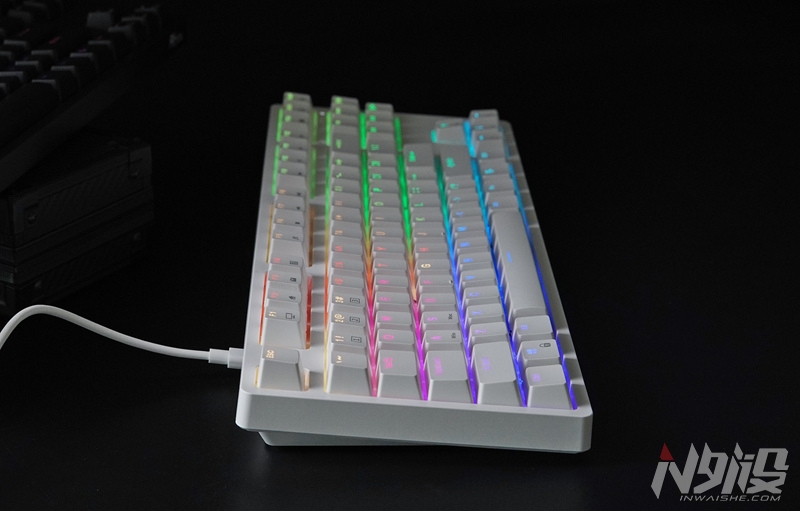 华为mate|低价但有料 RK87 RGB机械键盘简评
