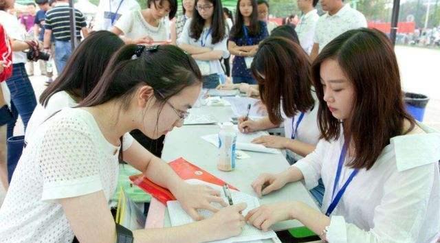 求职|深圳一家公司老板要求不录用手机倒数第五位是5的求职者