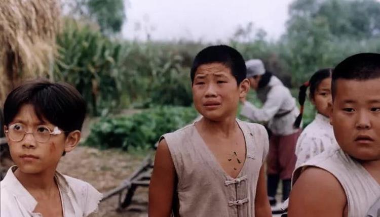 小兵张嘎|《小兵张嘎》时隔18年主演现状, 佟乐乐成一线大咖, 潘敦为公职人员