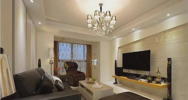 新房装修砸了几十万，晒朋友圈都夸土豪高大上，心里倍儿有面子！