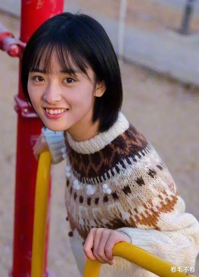 杨幂|娱乐圈的“半脸美人”,露半张脸惊艳,露全脸“有缺陷”