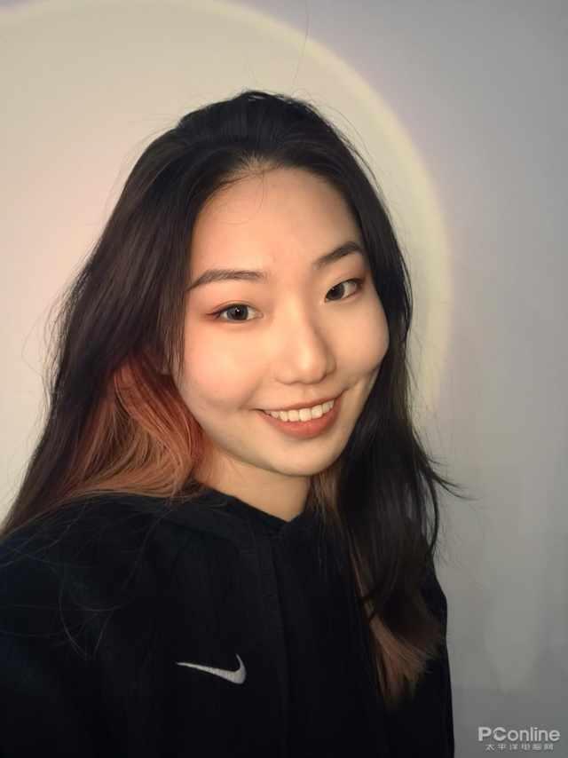 传感器|细数2021年里各家厂商前置镜头的秘密武器