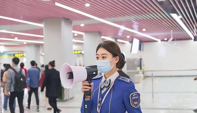 招聘|地铁“正式工”陆续选择离开,不仅仅因为薪资低,上岗之后才明白