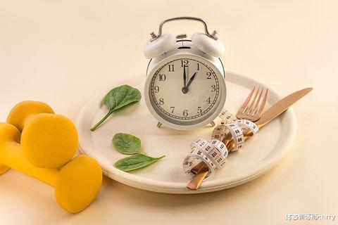 睡眠|「四周弹性断食法」精华版:让身体代谢重启,让你瘦得更快更健康