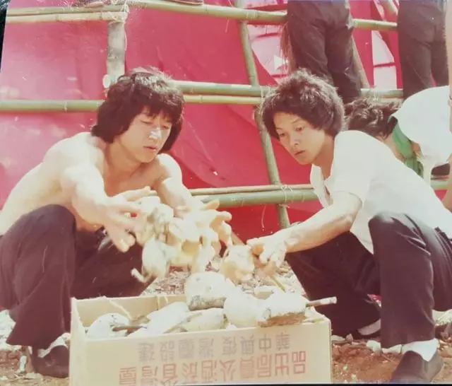 TVB|68岁TVB「御用管家」从一线惨变闲角，熬足48年坚持不退休！