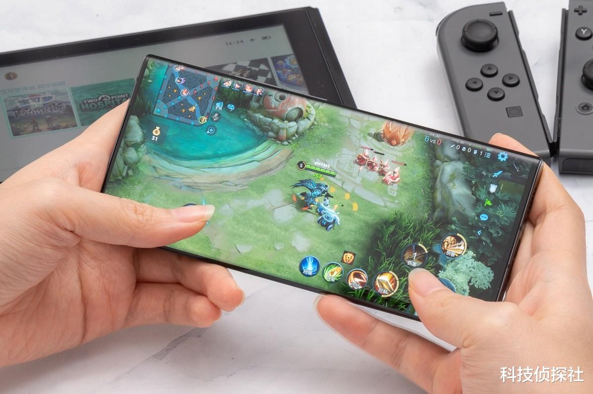 游戏手机|用上中兴Axon 40 Ultra，终于可以无遮挡玩游戏