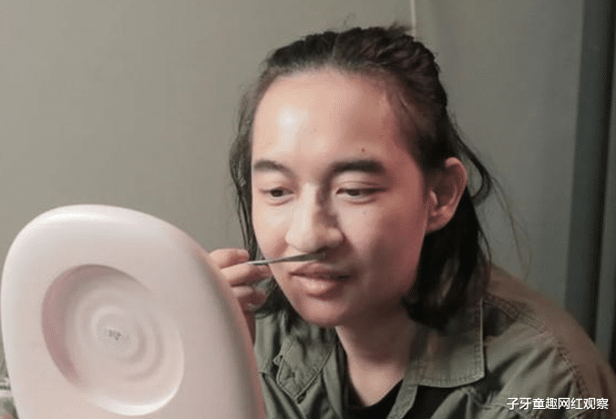 化妆 bobo最洋气：她一人有千面，神级化妆术堪比换头，与易容术相媲美