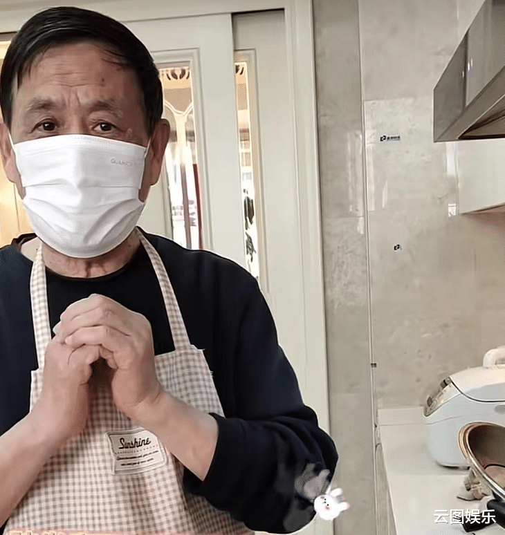 中国奇谭|戴娇倩祖孙三代上海过年,女儿穿唐装很可爱,神秘富商老公罕现身