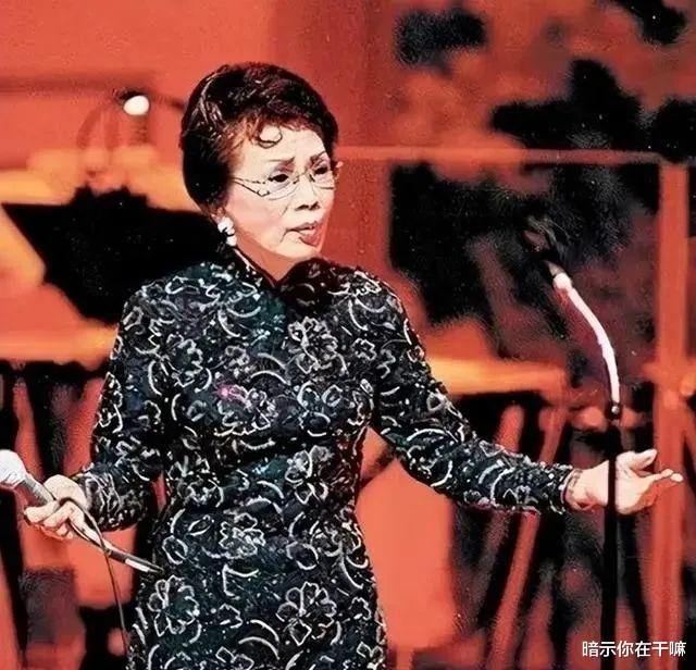 霍英东|她离异带娃嫁进豪门,被霍英东宠了52年,最后分到50亿