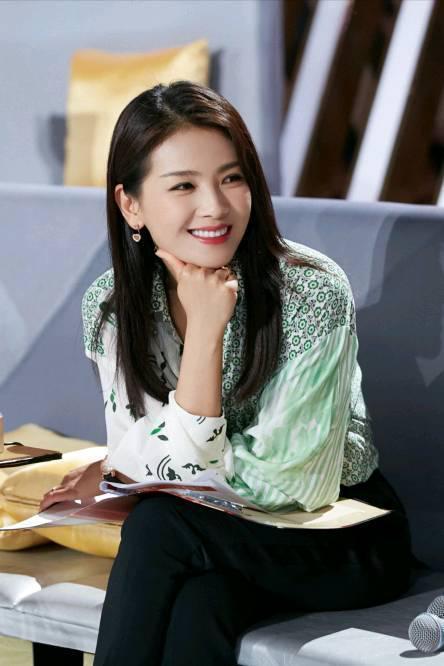 霍思燕 活在“美颜”里的你,底妆是否真的干净?其实关掉美颜后,妆容“尴尬”到影响颜值