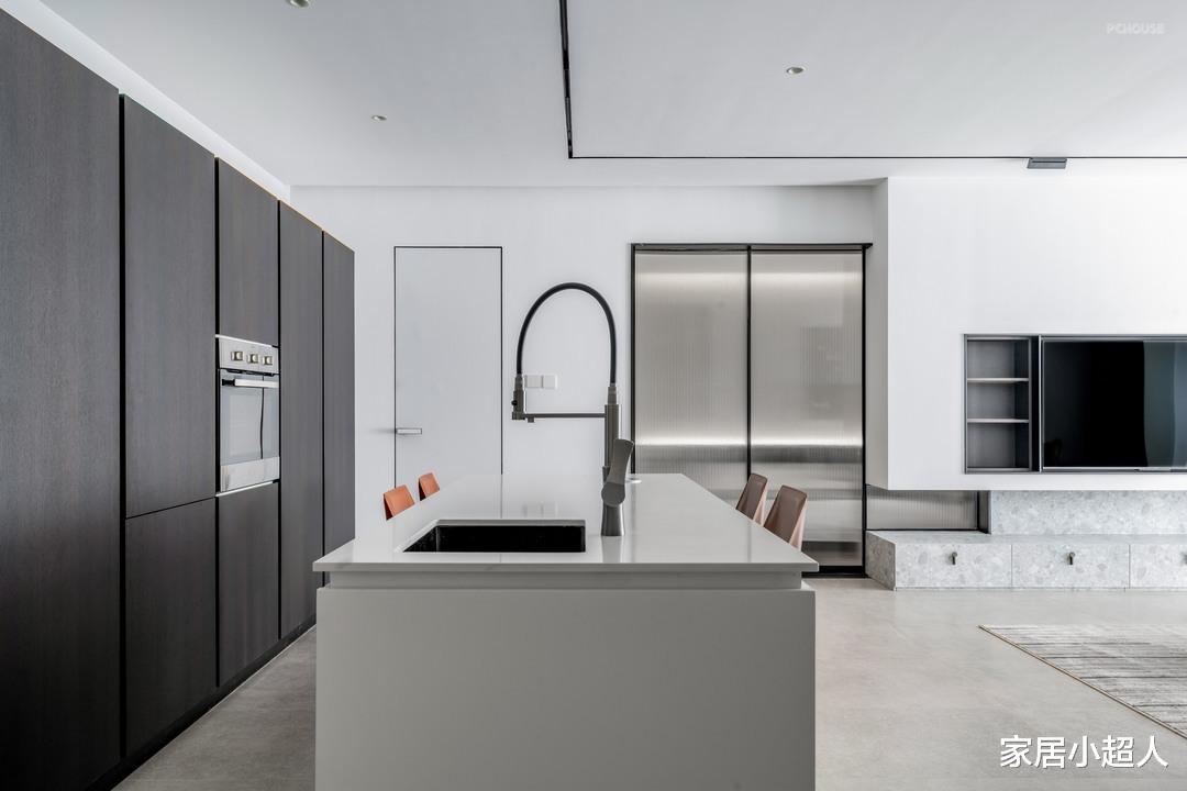 三代同住的温馨家园，简约又实用，承载5口人的生活