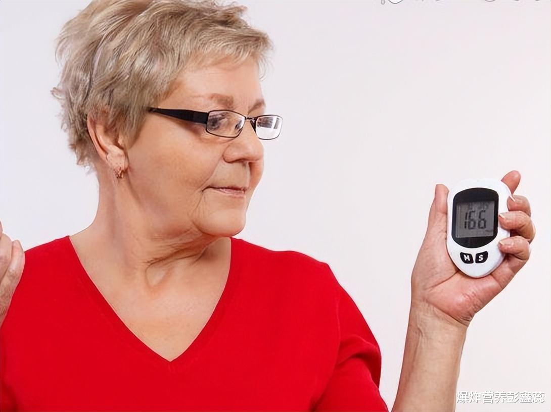 营养师|如果老人长期吃甜食好不好？看看营养师是怎么说的，你就明白了