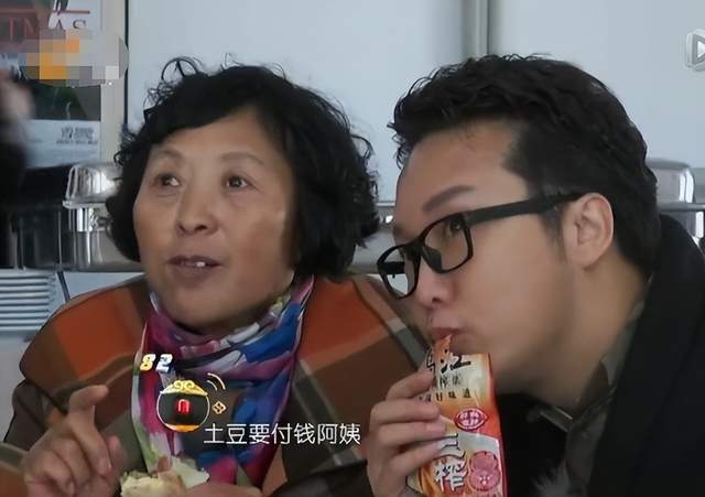 李玉刚|为6块钱逼哭女主持？李玉刚惨遭网暴无奈关闭评论，发声回应争议