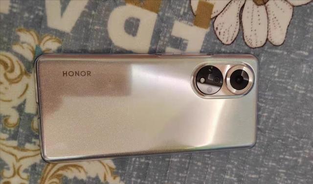 荣耀|超曲屏+66W+256GB，现跌价至2199元，荣耀一亿像素手机开始退场