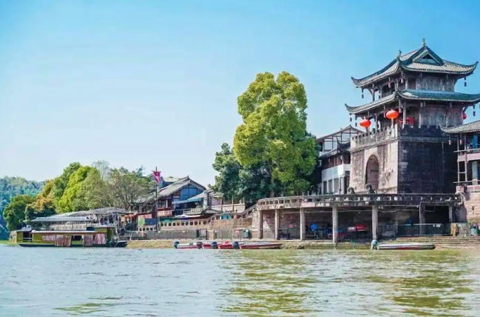 黄龙溪古镇|成都黄龙溪古镇保存完好,景区内环境优雅,提供多种服务项目