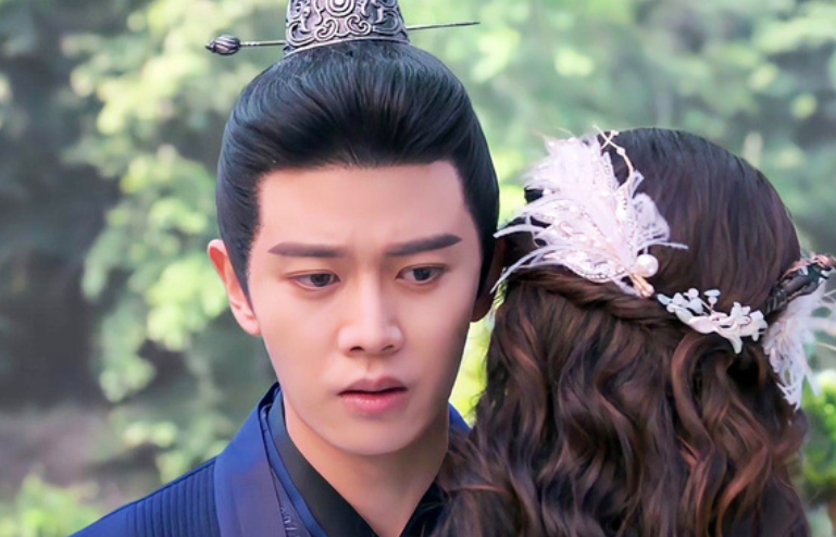 请君|看《请君》，我被任嘉伦的台词能力劝退了！