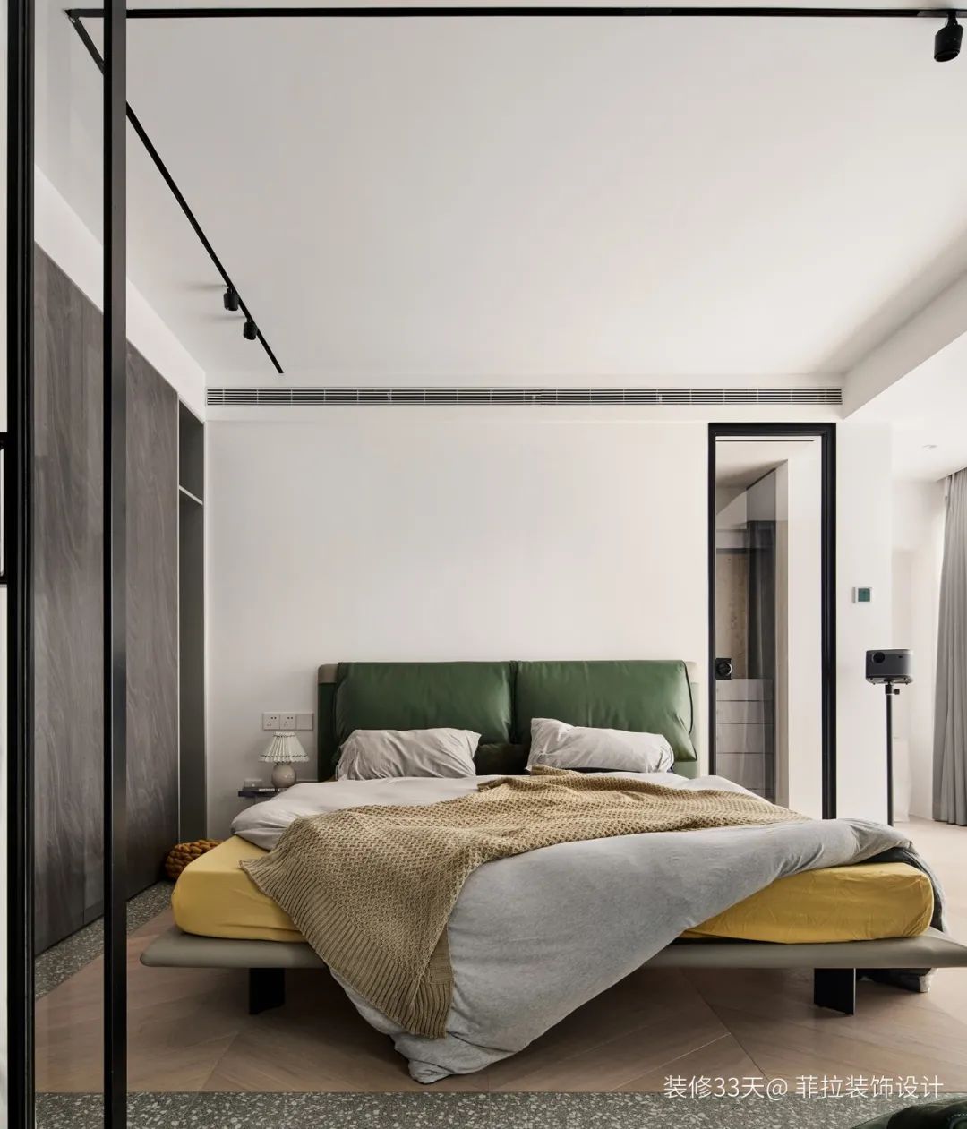 装修设计：全屋巧用弧形，下沉式客厅，非常规卧室