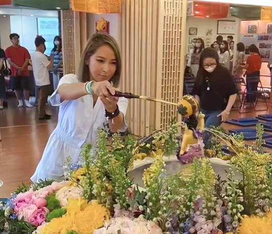 洗米嫂的生活彻底发生变化,老公入狱半年,在这期间她都干了啥?