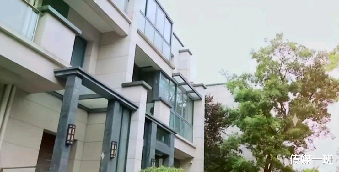 郭敬明|上海疫情下明星豪宅曝光：郭敬明刘嘉玲尽显奢华，罗中旭低调温馨