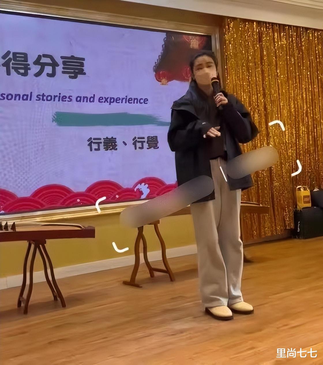 王祖贤 王祖贤罕见现身聚会!扎马尾面貌年轻像20岁,打扮得像时尚博主