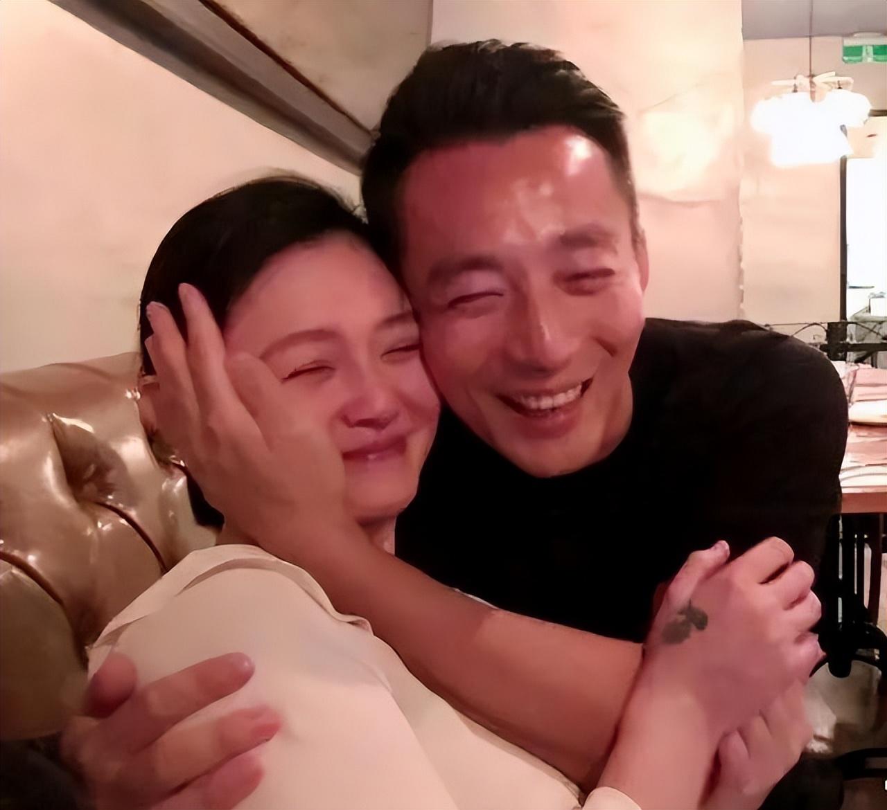 大S|大S不管孩子的证据来了？小玥儿同学家长声援张兰，曝出更多细节