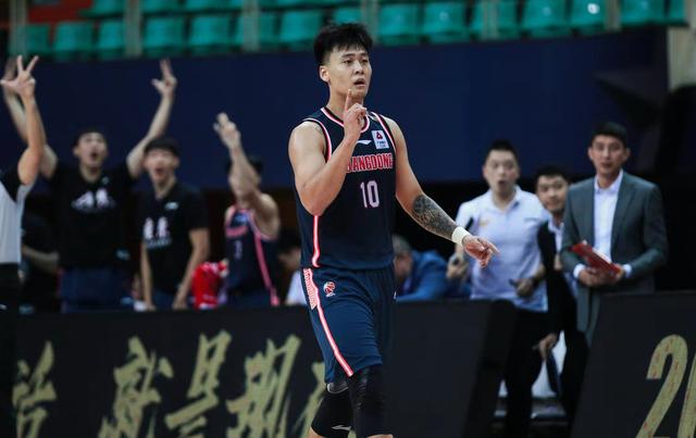 广东男篮|比威马组合+赵睿更强！杜锋手握夺冠最大王牌，广东实力碾压辽宁