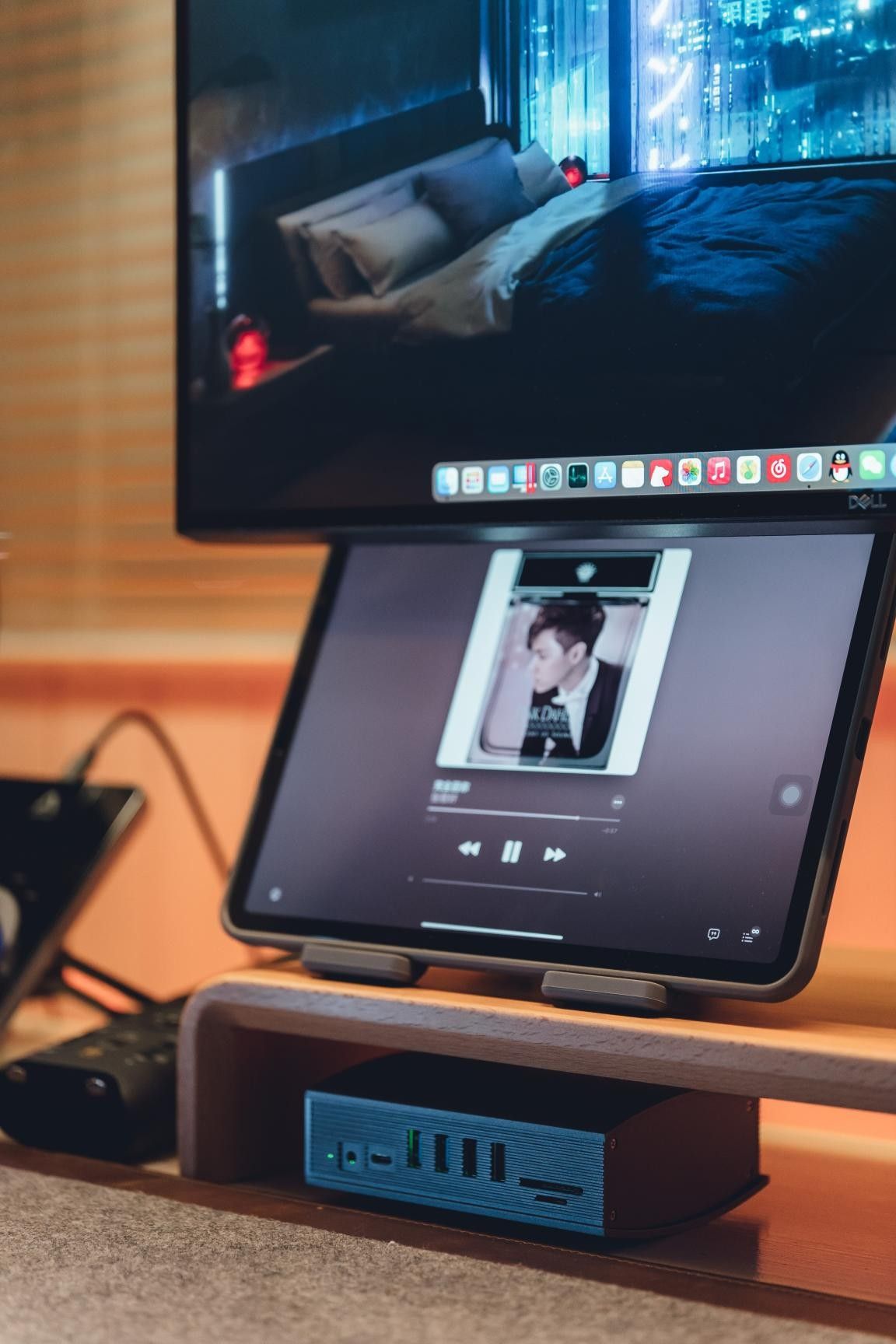 |电脑桌面改造，一个ORICO Type-C 15合1多功能拓展坞就够了